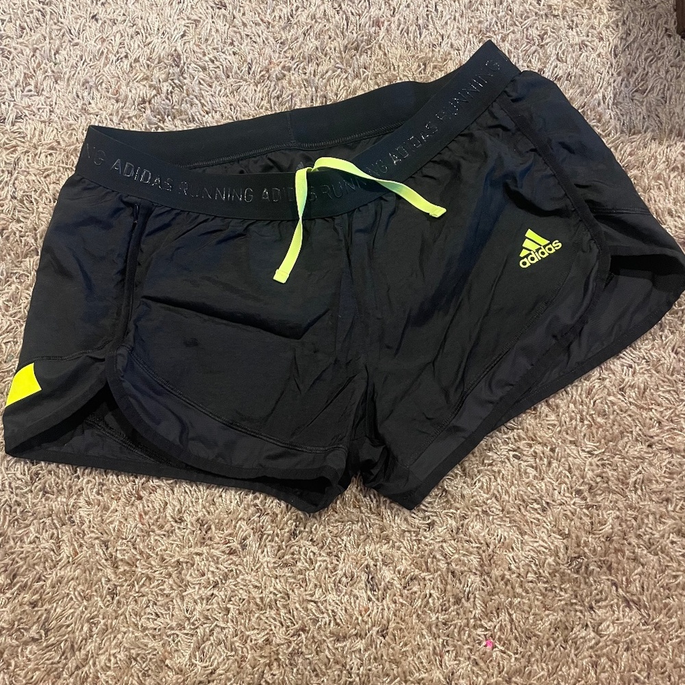 adidas Running Short Women's Black/Yellow Green size Large